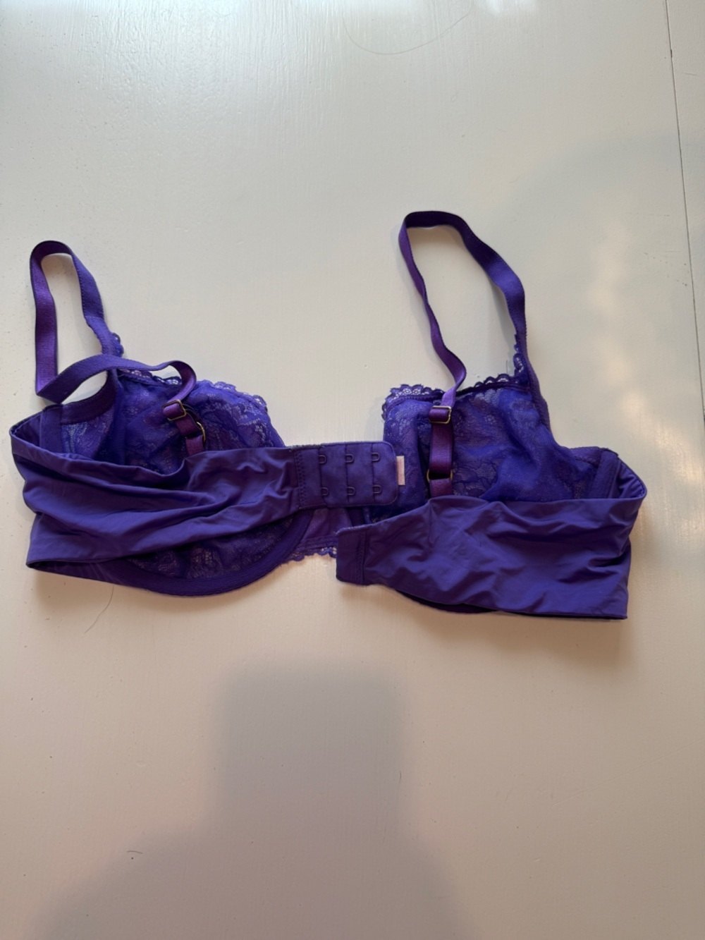 Victoria's Secret Purple Lace Underwire Bra with Light Floral Accents - Picture 3 of 4